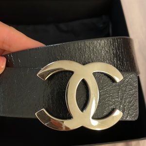 Reversible Chanel belt